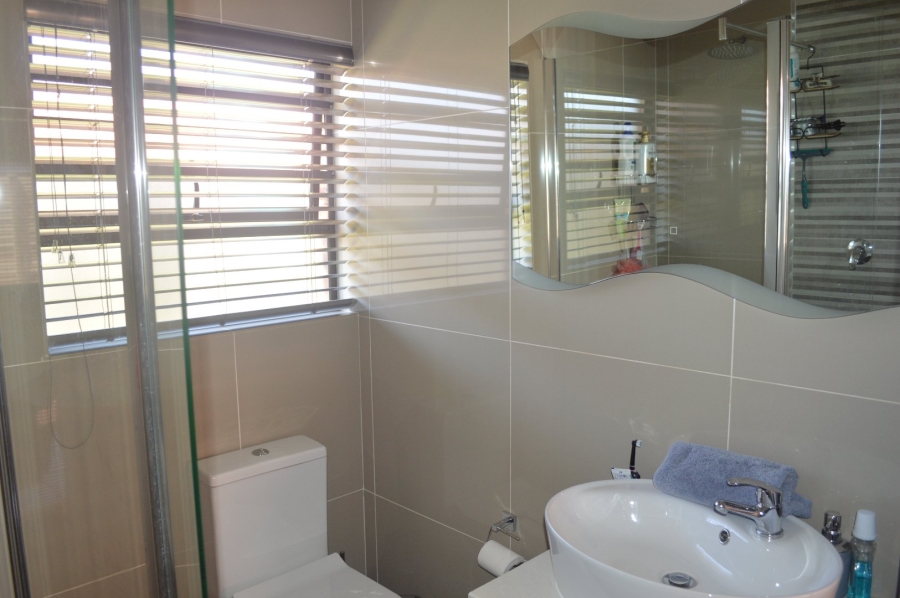 3 Bedroom Property for Sale in Flamwood North West